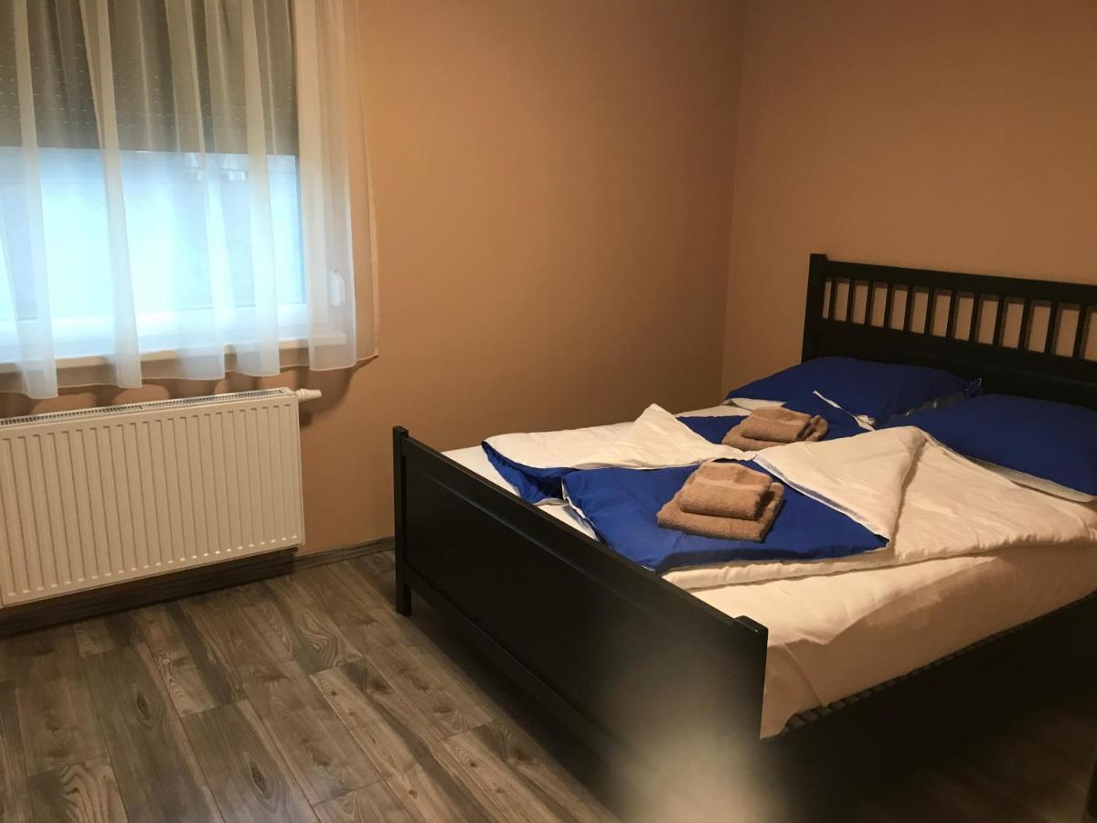Appartement Jada Lakas à Keszthely Extérieur photo